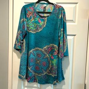 Flowing Paisley Blouse. Great for summer! Excellent condition.